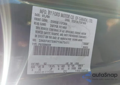 2000 Mercury Grand Marquis Ls z USA, uszkodzony, nr VIN 2MEFM75W7YX675411